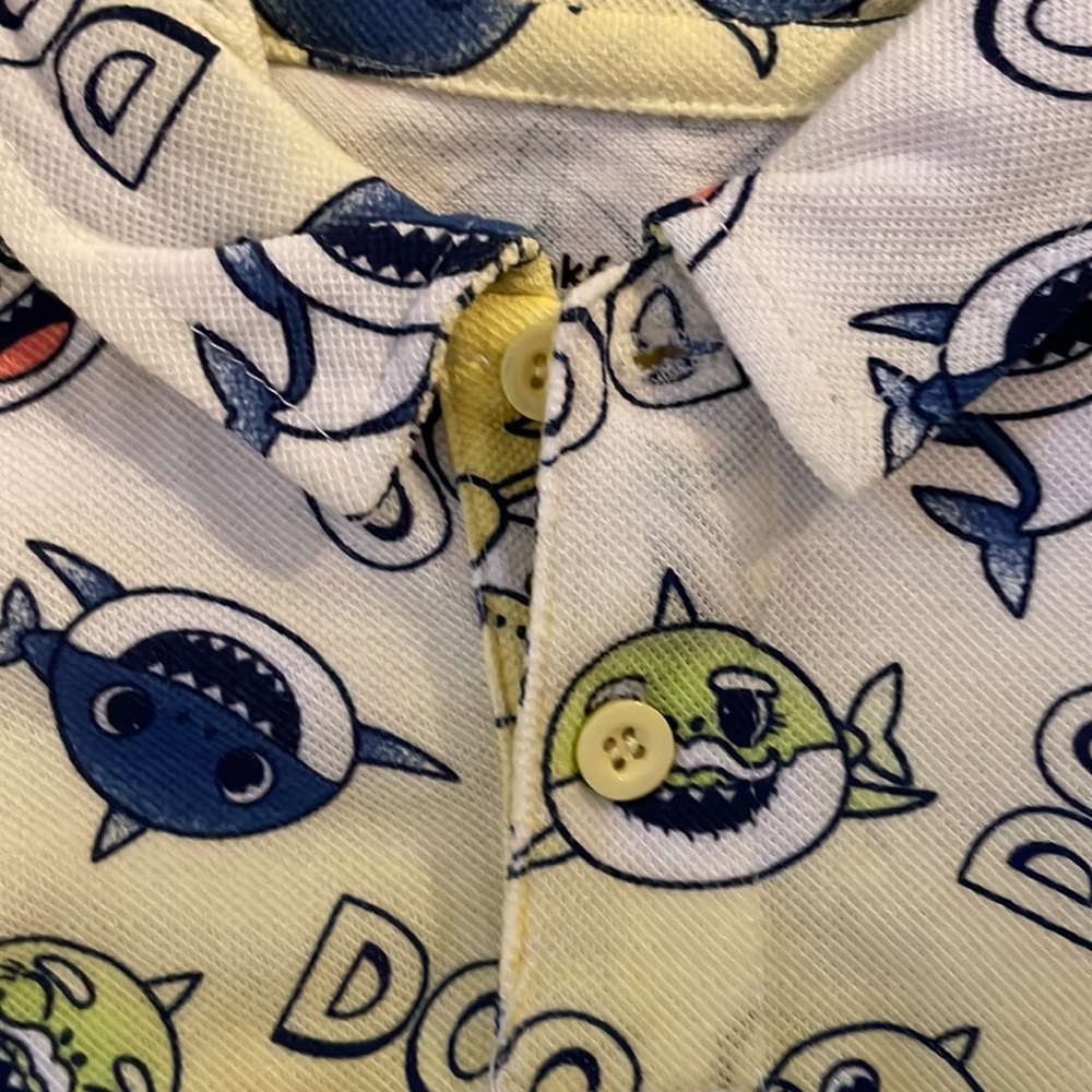 Baby Shark Three Piece Outfit - Size 0/3 Months - Picture 4 of 14